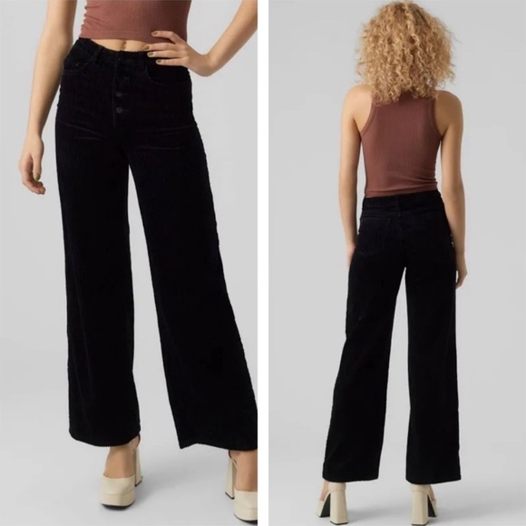 Vero Moda Pants - Vero Moda Curve Wide Leg Pants Sz.18  Black Wide Wale Corduroy Snaps Pockets NWT